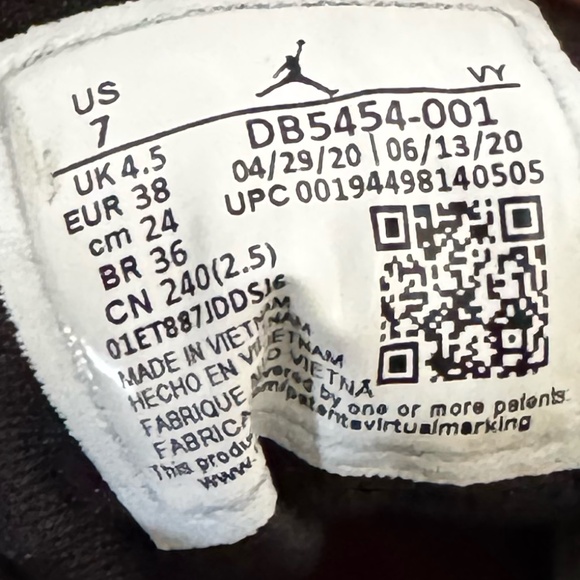 Nike Sneakers – Red, Black & Blue – Size 7 - Picture 6 of 6